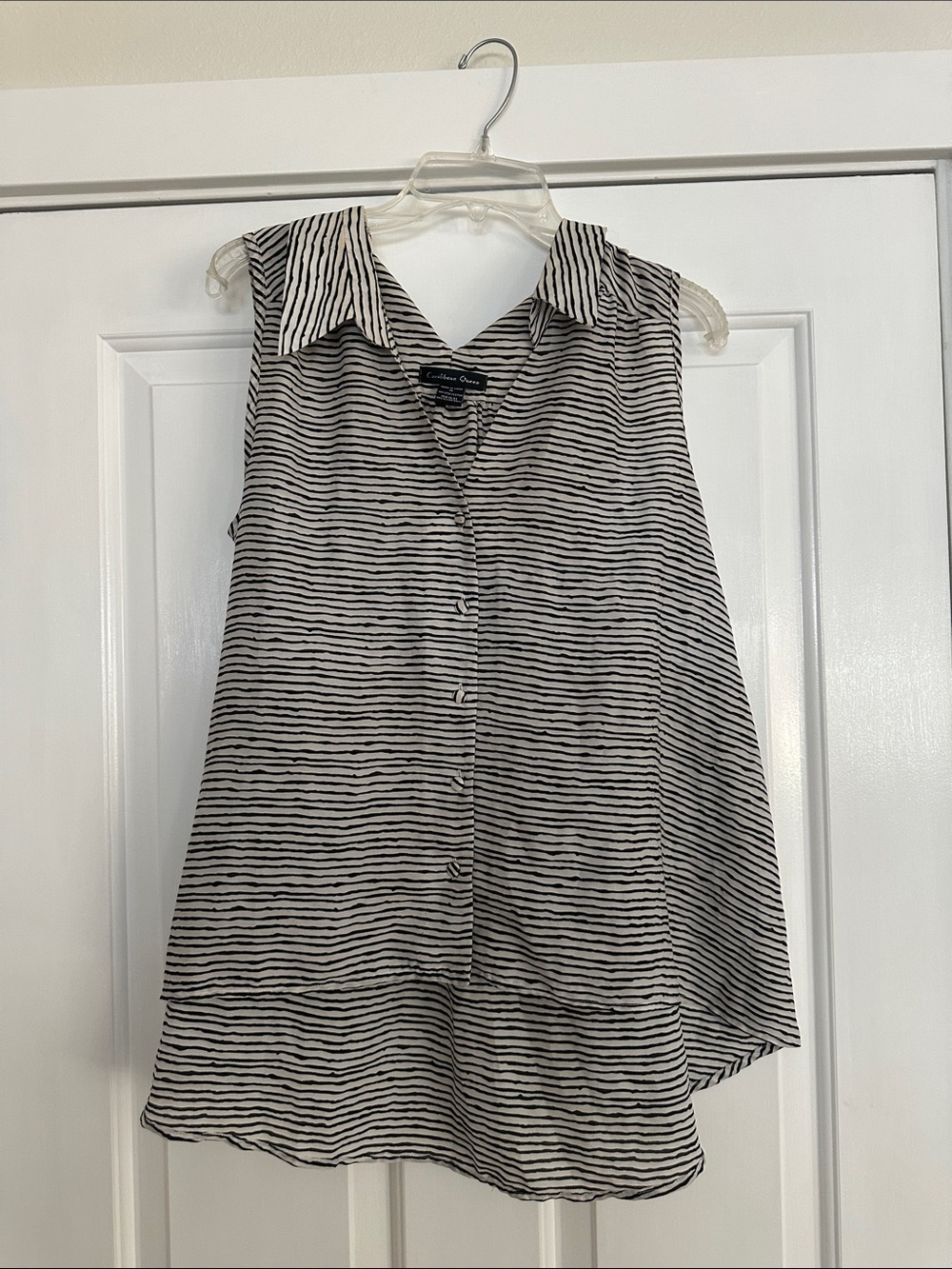 Caribbean Queen Black & White Striped Sleeveless Button-Down Top